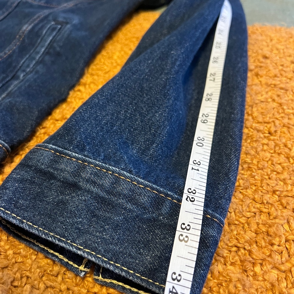 Levi's Dark Blue Denim Trucker Jacket - Picture 8 of 9